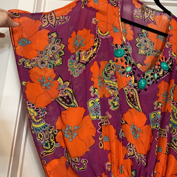 Resort Coverup - Picture 4 of 4